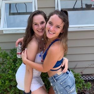 Meet your Posher, Helena